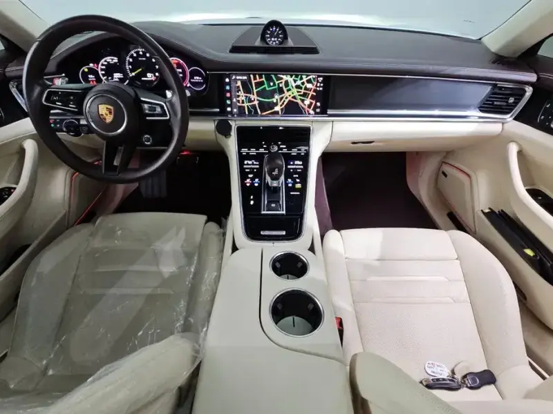 2023 Porsche Panamera с пробегом 44 855 км