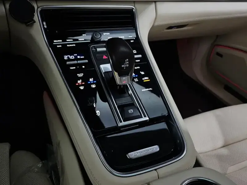 2023 Porsche Panamera с пробегом 44 855 км