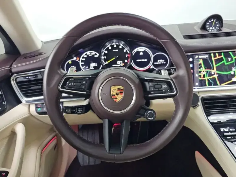 2023 Porsche Panamera с пробегом 44 855 км