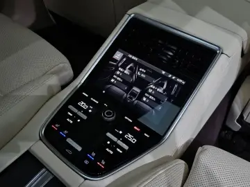 2023 Porsche Panamera с пробегом 44 855 км
