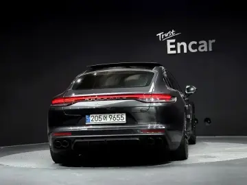 2023 Porsche Panamera с пробегом 38 710 км