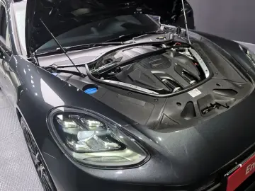 2023 Porsche Panamera с пробегом 38 710 км