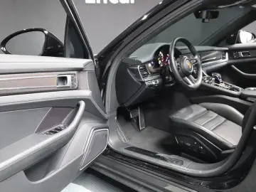 2023 Porsche Panamera с пробегом 23 477 км
