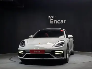 2022 Porsche Panamera с пробегом 23 140 км