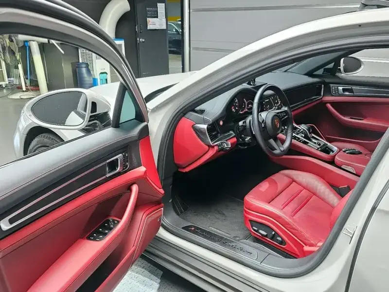 2022 Porsche Panamera с пробегом 23 140 км