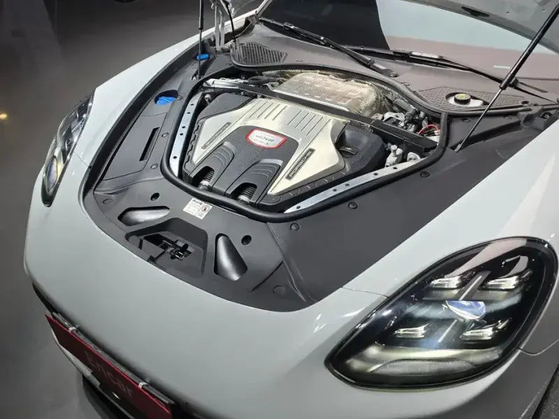 2023 Porsche Panamera с пробегом 47 284 км
