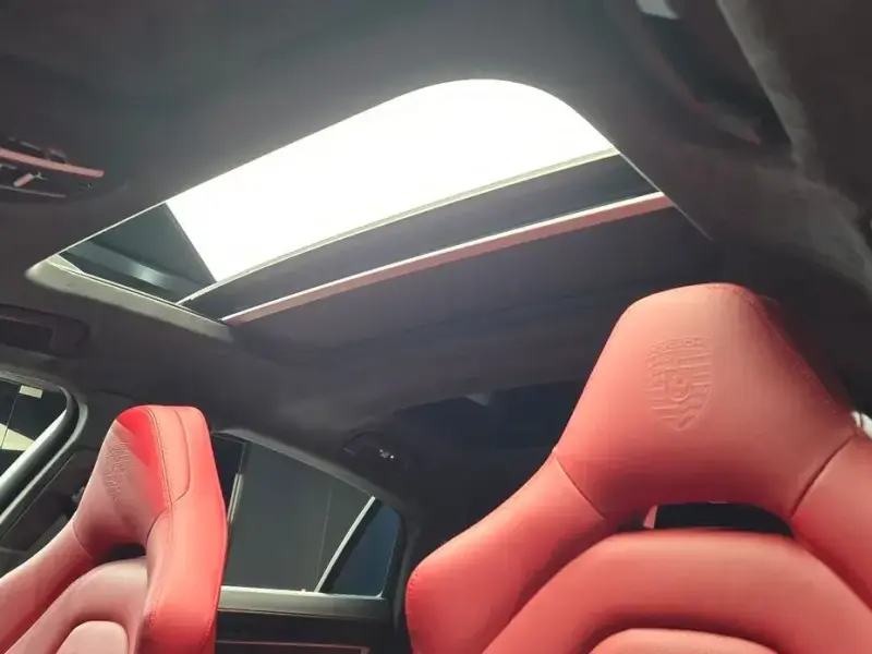 2023 Porsche Panamera с пробегом 47 284 км