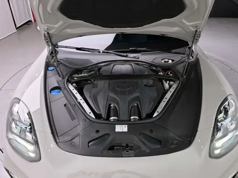 2022 Porsche Panamera с пробегом 26 329 км