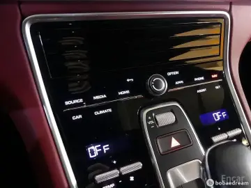 2023 Porsche Panamera с пробегом 28 000 км