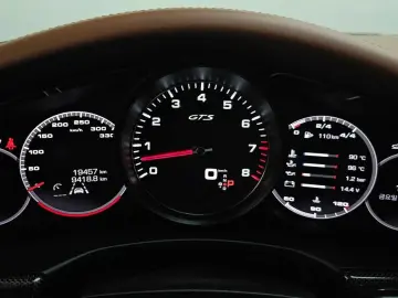 2021 Porsche Panamera с пробегом 19 457 км