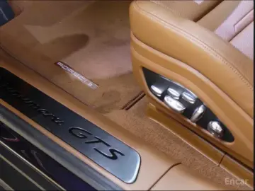 2021 Porsche Panamera с пробегом 19 400 км
