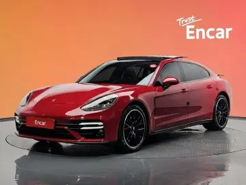 2022 Porsche Panamera с пробегом 22 515 км