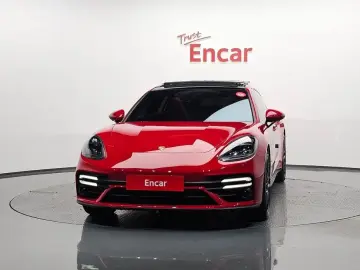 2022 Porsche Panamera с пробегом 22 515 км