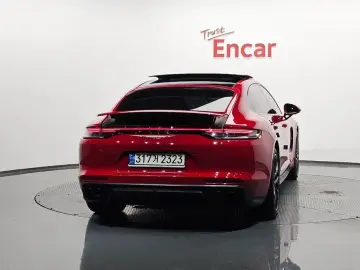 2022 Porsche Panamera с пробегом 22 515 км