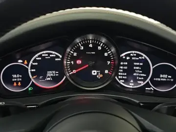 2022 Porsche Panamera с пробегом 22 515 км