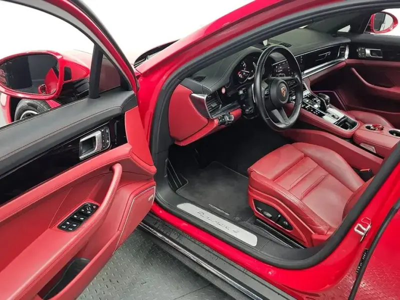 2022 Porsche Panamera с пробегом 22 515 км