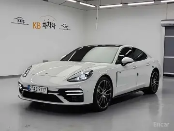 2021 Porsche Panamera с пробегом 27 622 км
