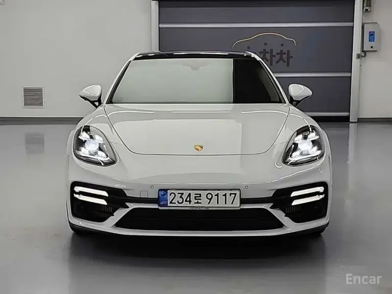 2021 Porsche Panamera с пробегом 27 622 км