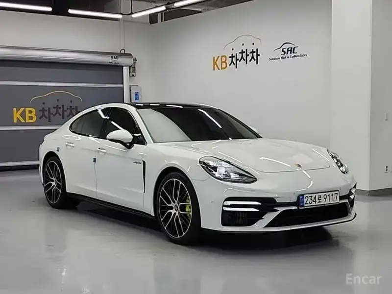 2021 Porsche Panamera с пробегом 27 622 км