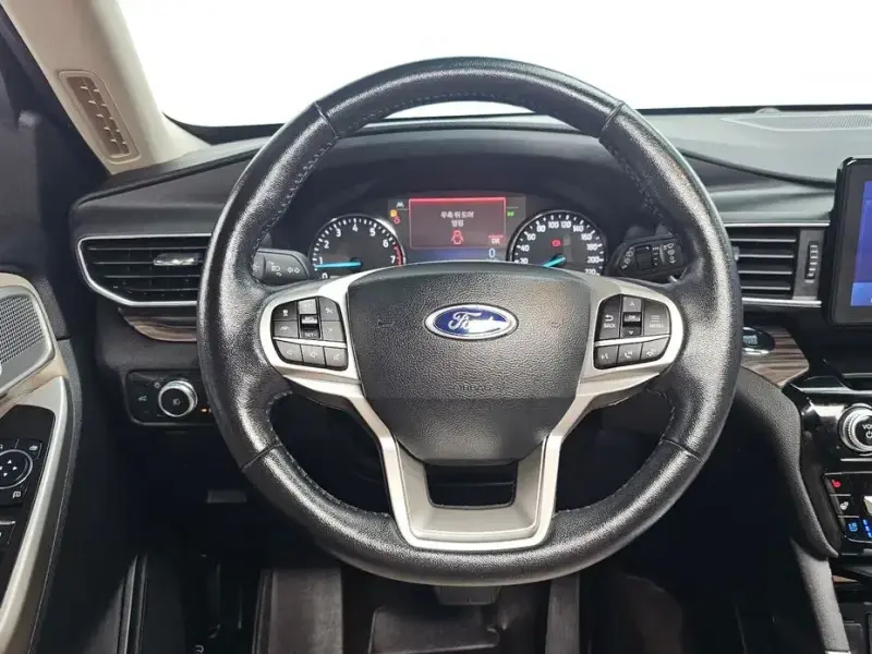 2022 Ford Explorer с пробегом 64 509 км
