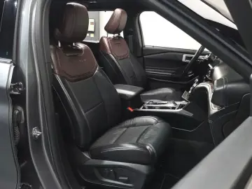 2021 Ford Explorer с пробегом 40 062 км