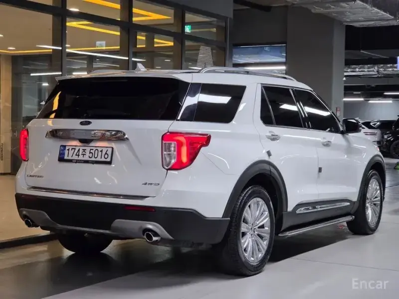 2022 Ford Explorer с пробегом 38 700 км