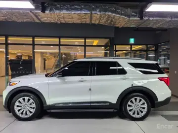 2022 Ford Explorer с пробегом 38 700 км