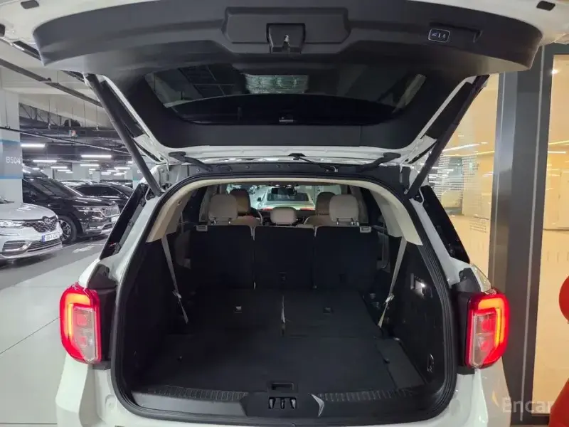 2022 Ford Explorer с пробегом 38 700 км