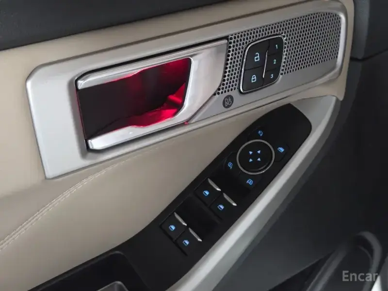 2022 Ford Explorer с пробегом 38 700 км