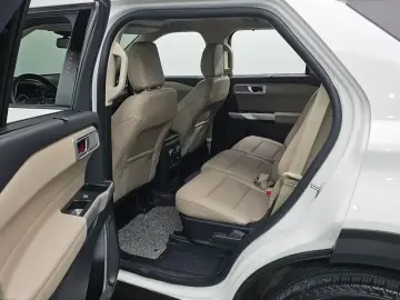 2021 Ford Explorer с пробегом 24 843 км