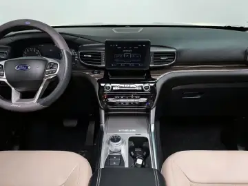 2022 Ford Explorer с пробегом 26 455 км
