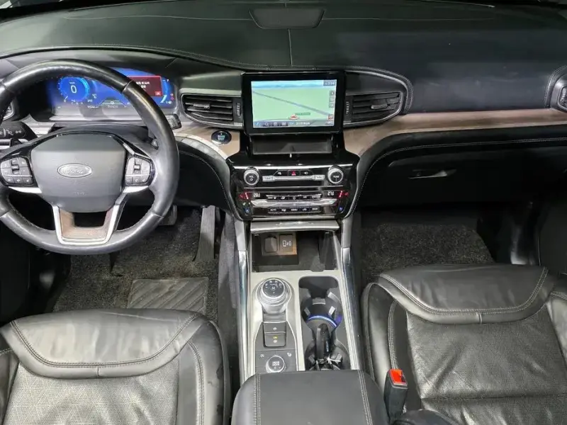 2021 Ford Explorer с пробегом 115 244 км
