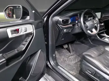 2021 Ford Explorer с пробегом 115 244 км