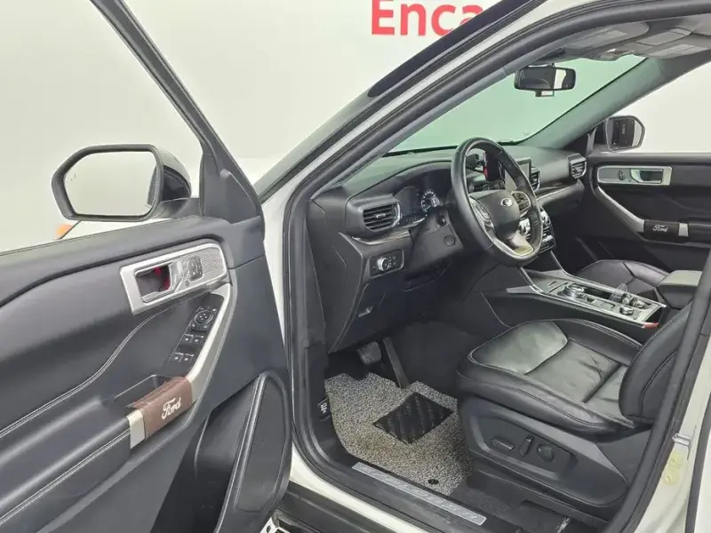 2022 Ford Explorer с пробегом 78 802 км