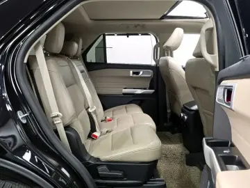 2022 Ford Explorer с пробегом 45 067 км