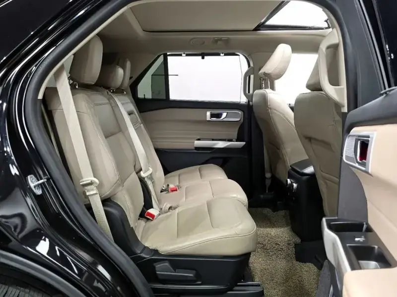 2022 Ford Explorer с пробегом 45 067 км