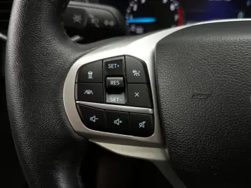2022 Ford Explorer с пробегом 45 067 км