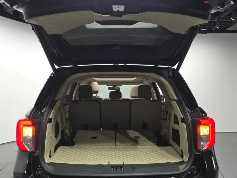 2022 Ford Explorer с пробегом 45 067 км