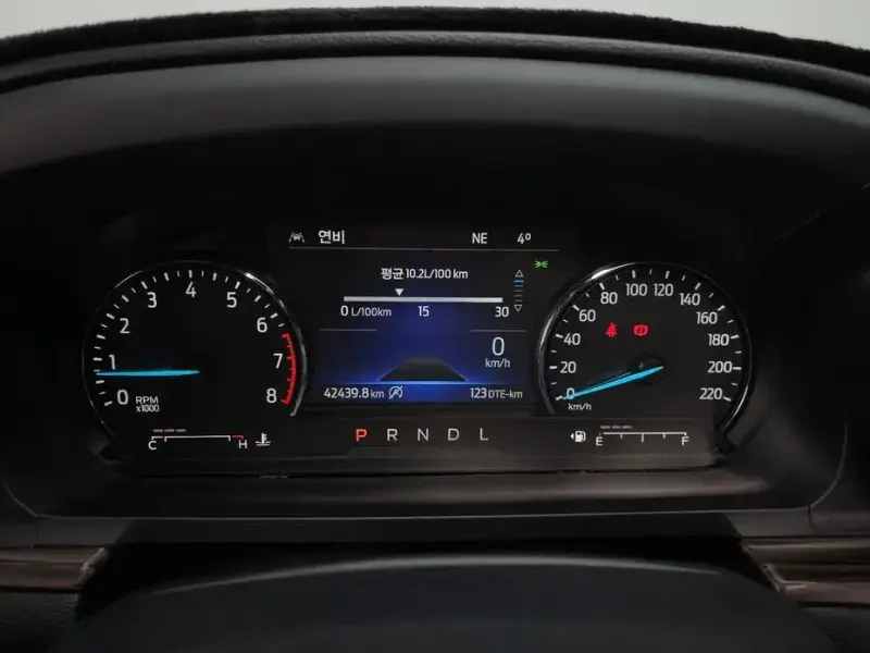 2021 Ford Explorer с пробегом 42 439 км