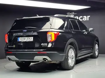 2022 Ford Explorer с пробегом 49 567 км