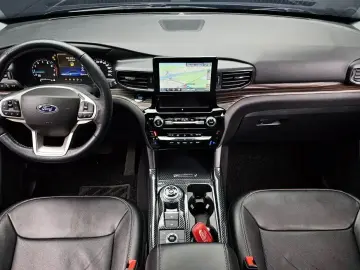 2022 Ford Explorer с пробегом 49 567 км