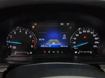2022 Ford Explorer с пробегом 13 751 км