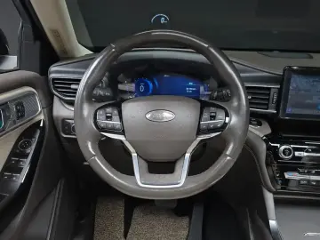 2022 Ford Explorer с пробегом 47 068 км