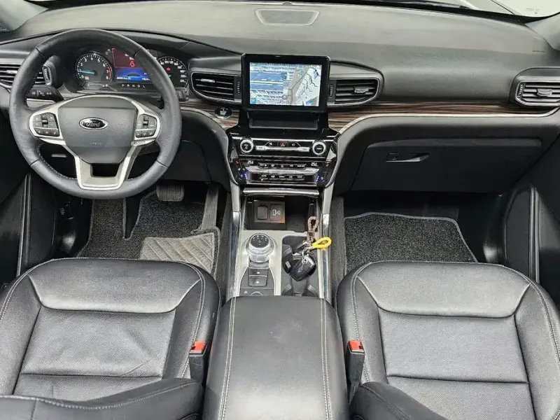 2021 Ford Explorer с пробегом 30 030 км