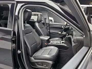 2021 Ford Explorer с пробегом 30 030 км