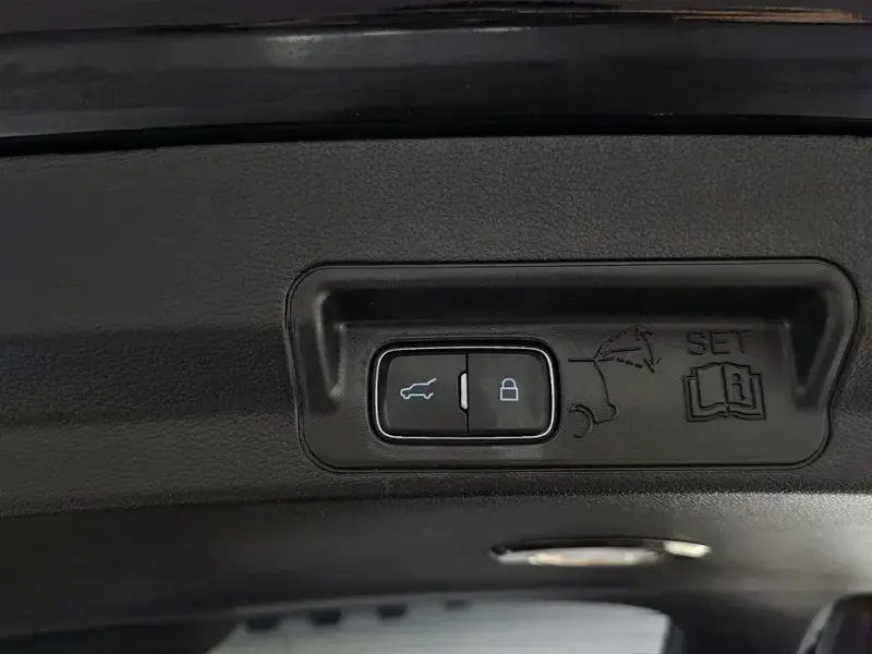 2021 Ford Explorer с пробегом 30 030 км