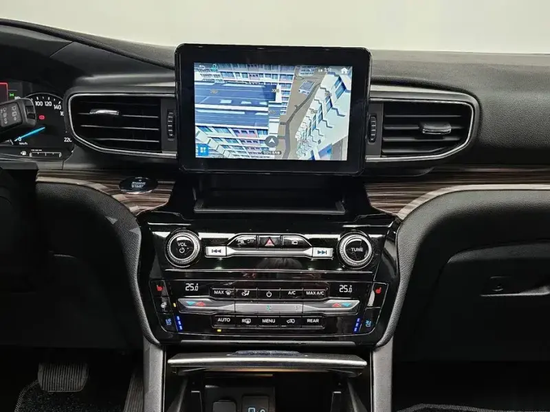 2021 Ford Explorer с пробегом 30 030 км
