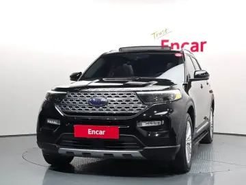 2021 Ford Explorer с пробегом 21 556 км