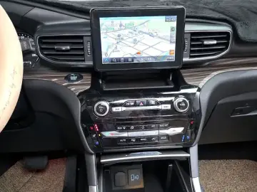 2021 Ford Explorer с пробегом 21 556 км