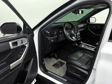 2022 Ford Explorer с пробегом 57 095 км